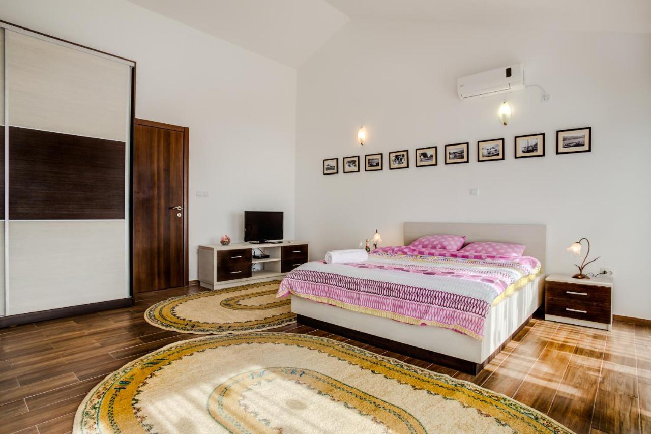 Villa Ladera Lapcici Будва Екстериор снимка